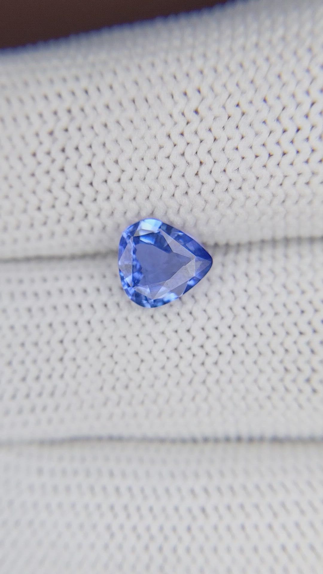 1.55 Ct. Blue Sapphire from Ceylon (Sri Lanka) Size Video