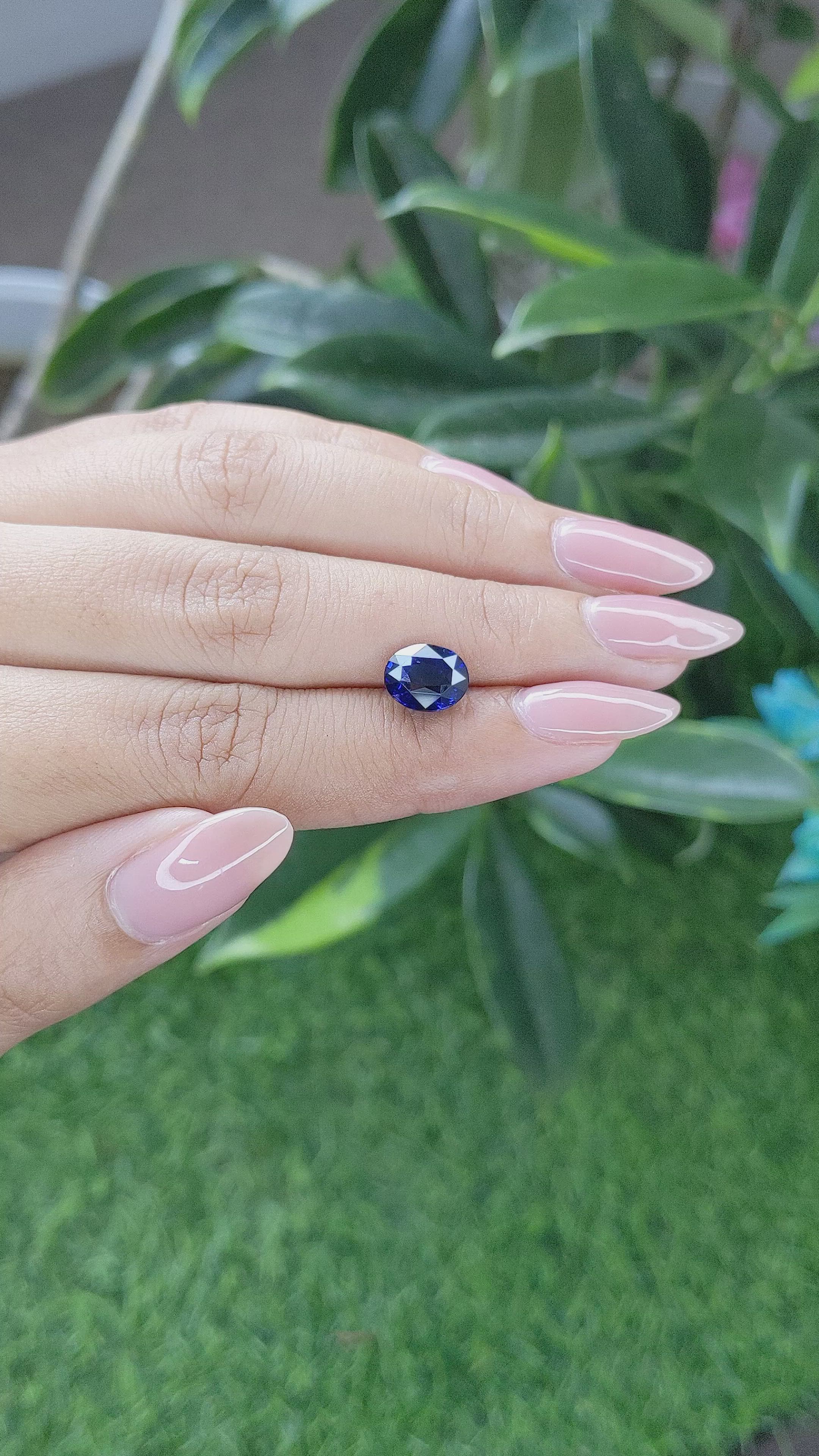 3.00 Ct. Blue Sapphire from Ceylon (Sri Lanka) Size Video