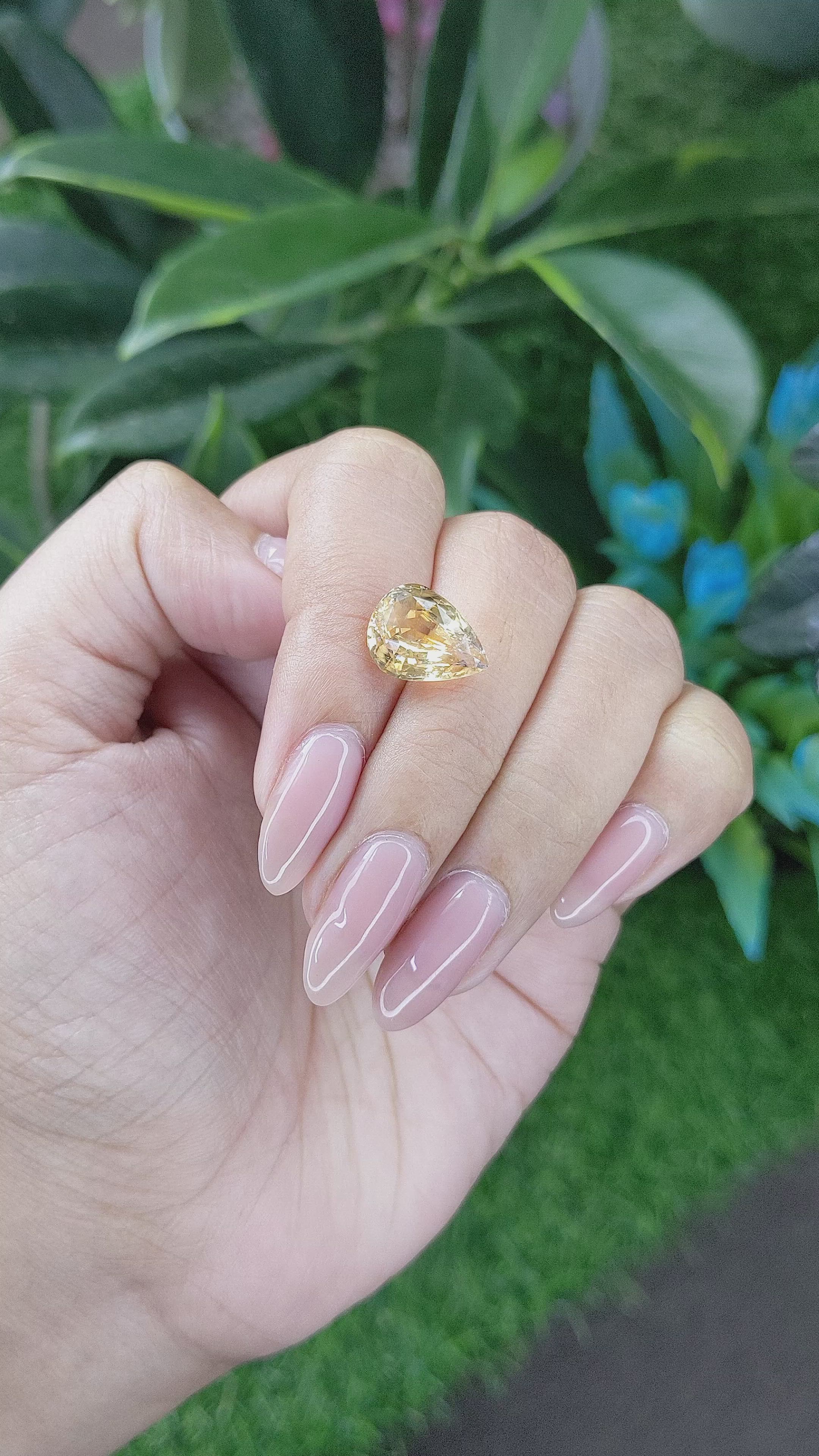 5.56 Ct. Peach Sapphire from Ceylon (Sri Lanka) Size Video