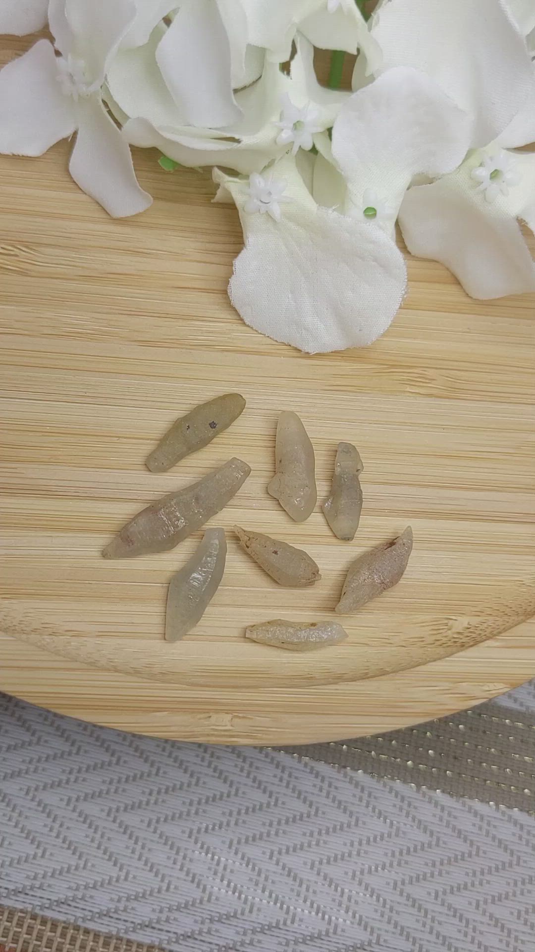 43.46 Ct. Yellow Sapphire Crystal from Ceylon (Sri Lanka) Size Video