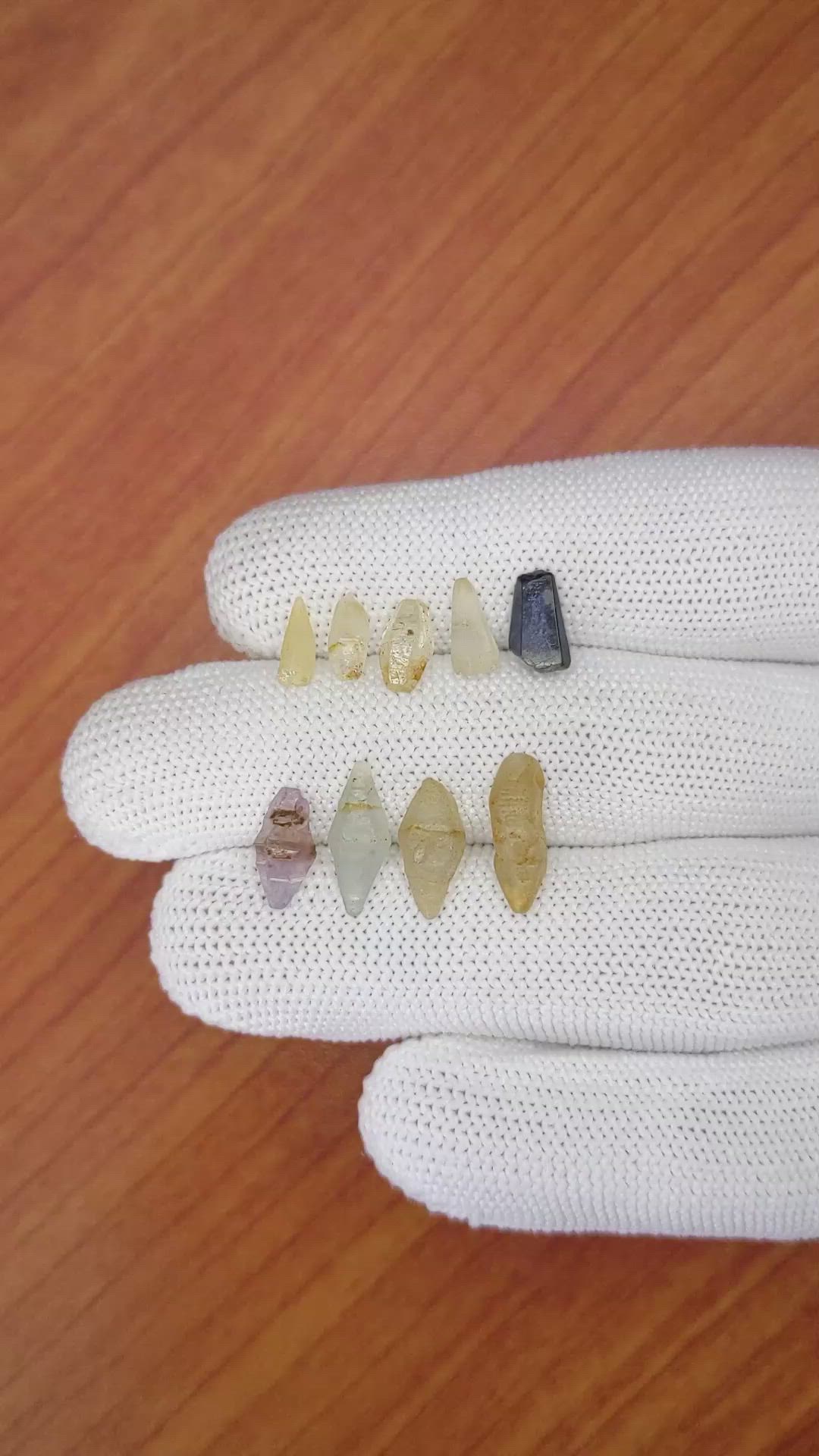 13.42 Ct. Multi Color Sapphire Crystal from Ceylon (Sri Lanka) Size Video