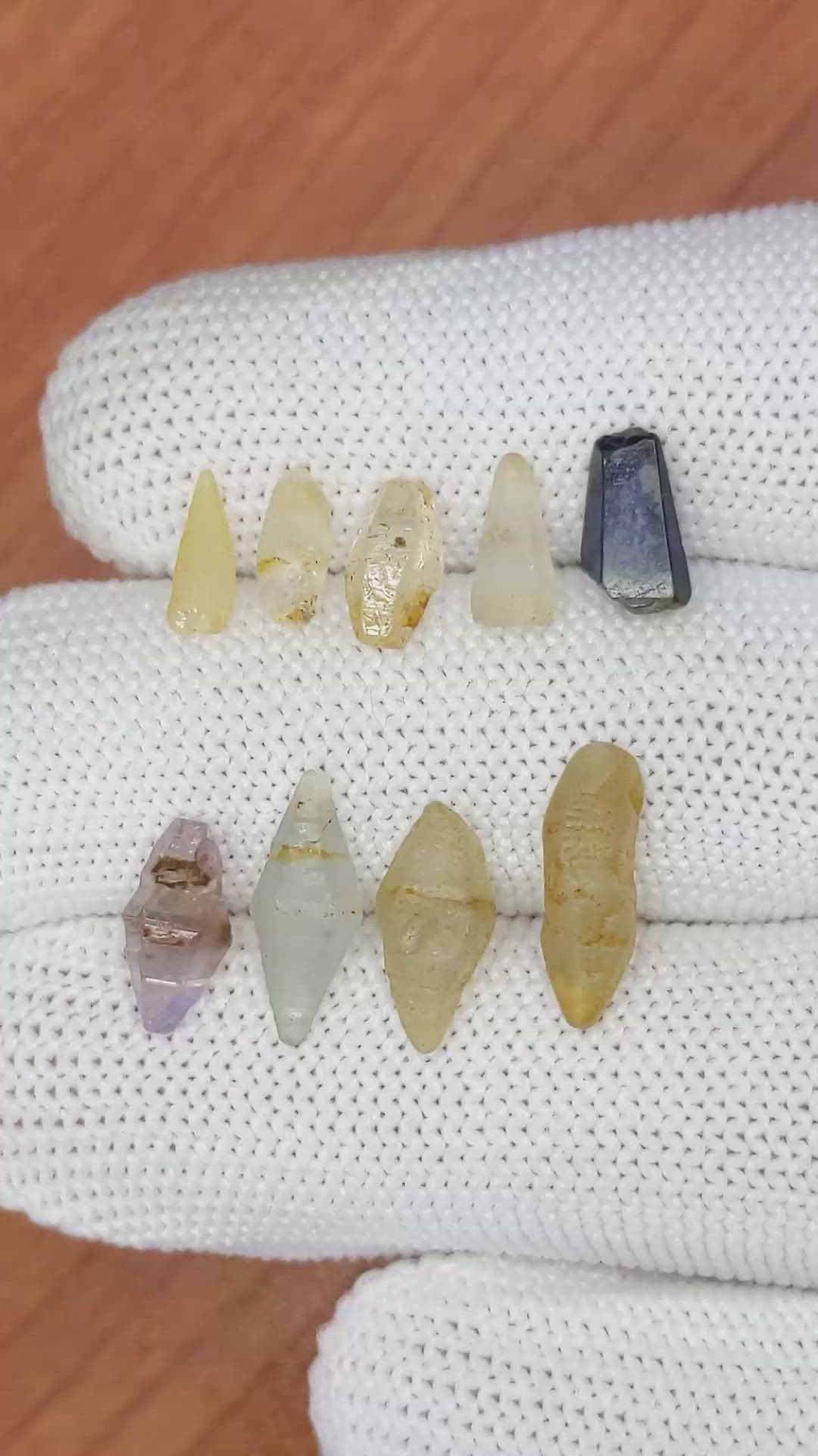 13.42 Ct. Multi Color Sapphire Crystal from Ceylon (Sri Lanka) Size Video