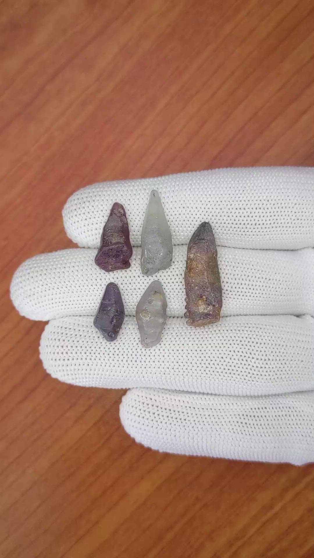 35.10 Ct. Multi Color Sapphire Crystal from Ceylon (Sri Lanka) Size Video