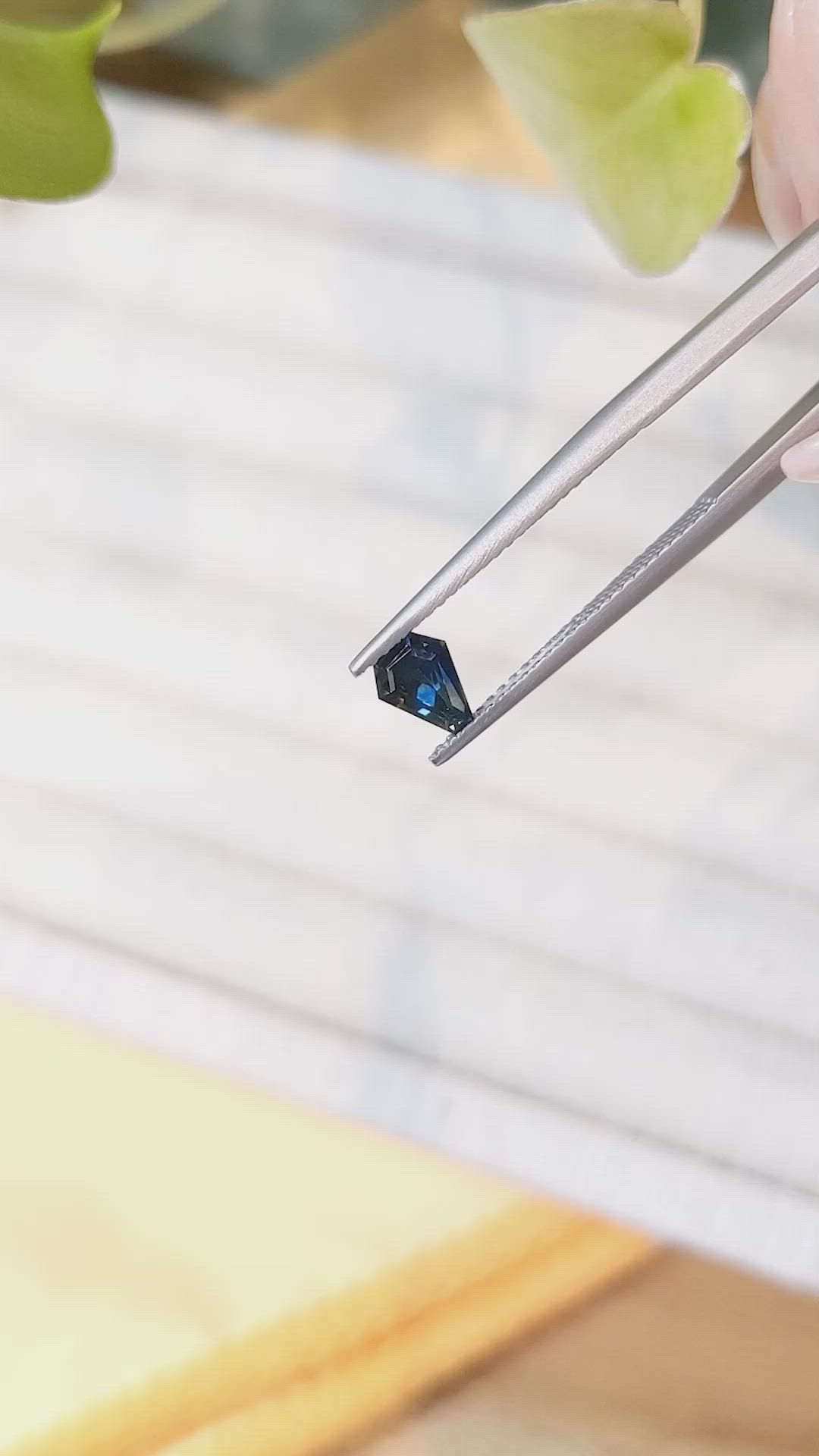 0.64 Ct. Bi Color Sapphire from Montana Size Video