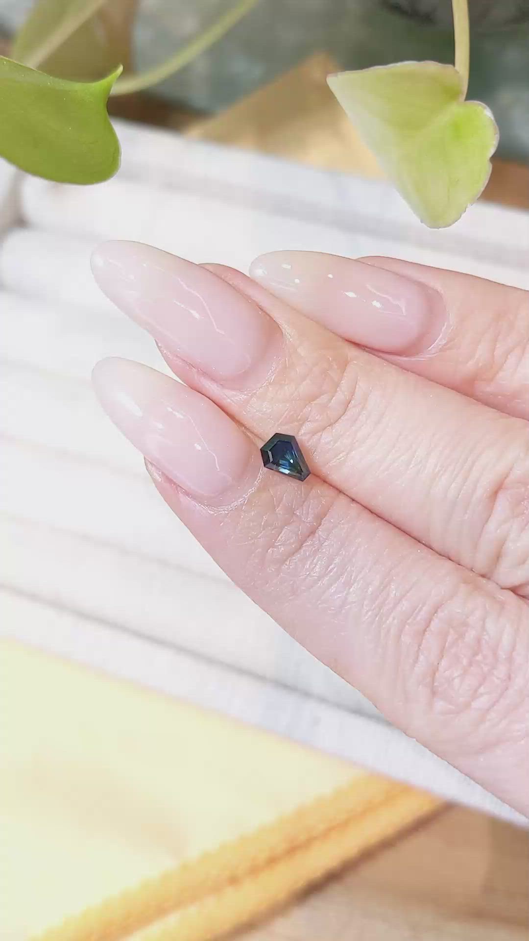 0.64 Ct. Bi Color Sapphire from Montana Size Video