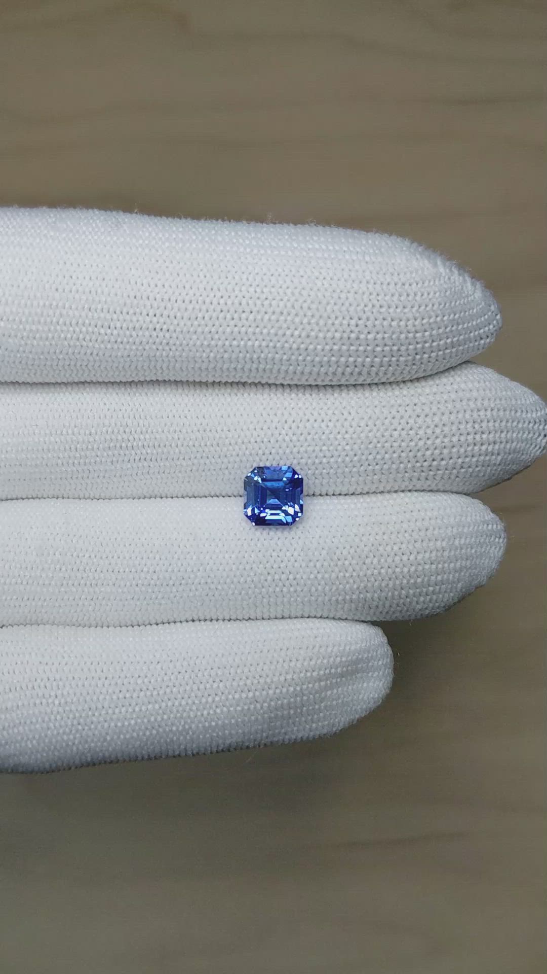 3.14 Ct. Blue Sapphire from Ceylon (Sri Lanka) Size Video
