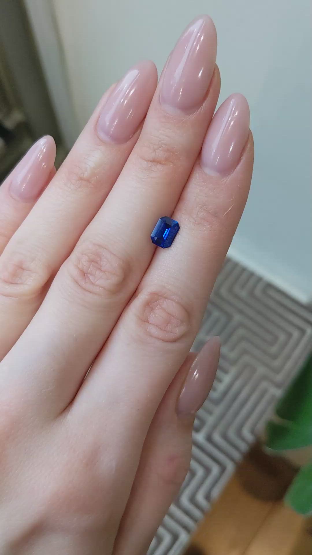 1.32 Ct. Blue Sapphire from Ceylon (Sri Lanka) Size Video