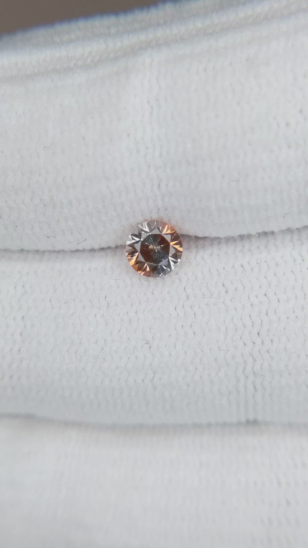 0.47 Ct. Bi Color Sapphire from Montana Size Video