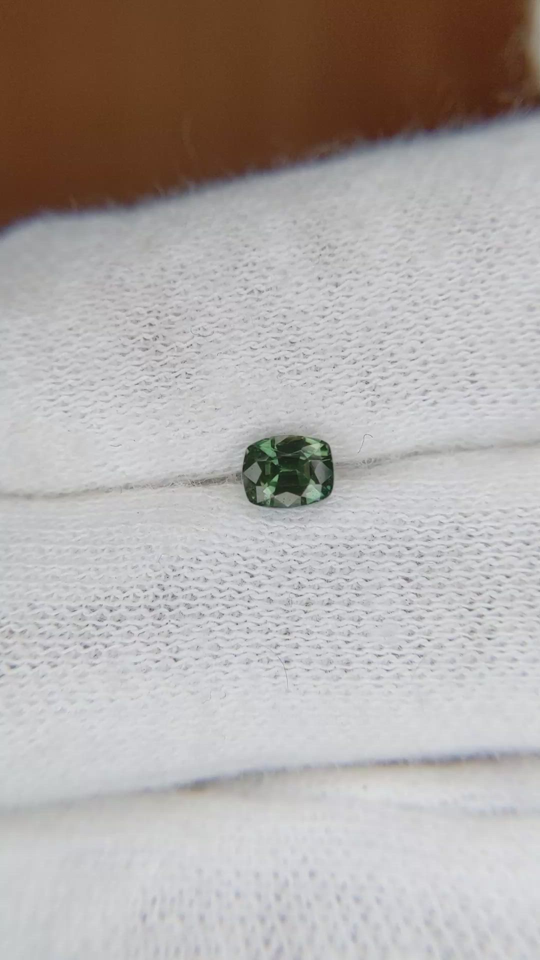 0.50 Ct. Bluish Green Sapphire from Ceylon (Sri Lanka) Size Video