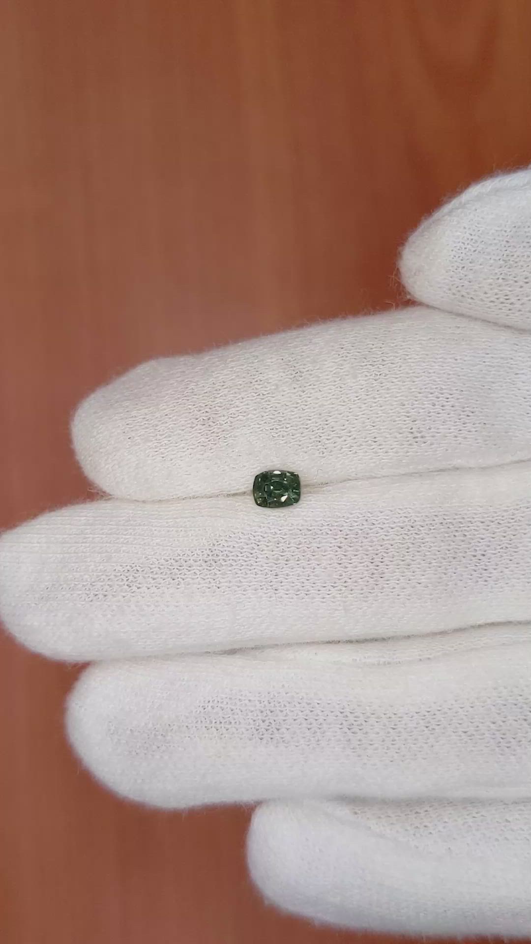 0.50 Ct. Bluish Green Sapphire from Ceylon (Sri Lanka) Size Video