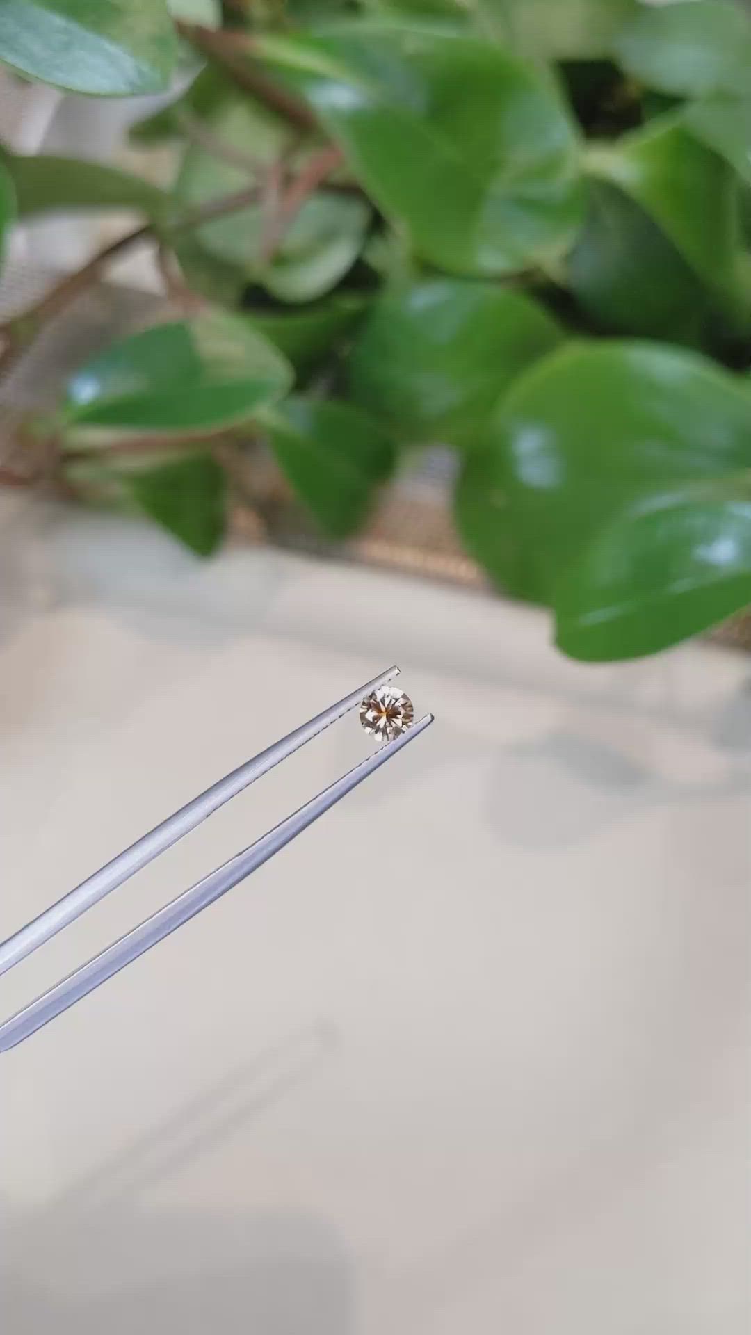 0.47 Ct. Bi Color Sapphire from Montana Size Video