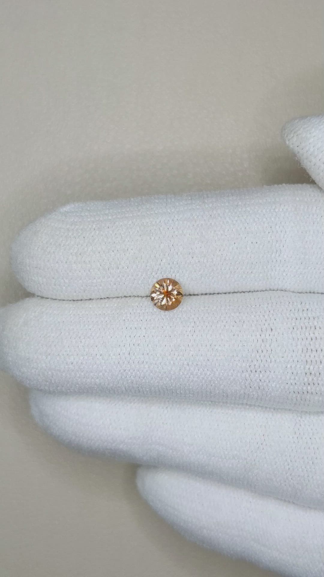0.47 Ct. Bi Color Sapphire from Montana Size Video