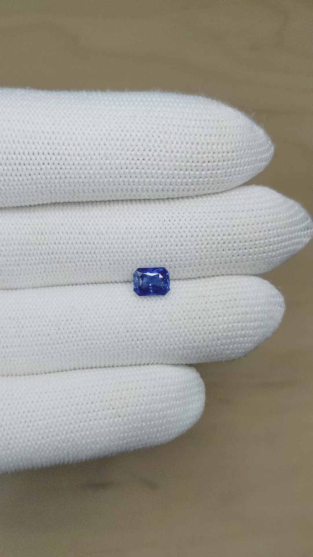 1.75 Ct. Blue Sapphire from Ceylon (Sri Lanka) Size Video