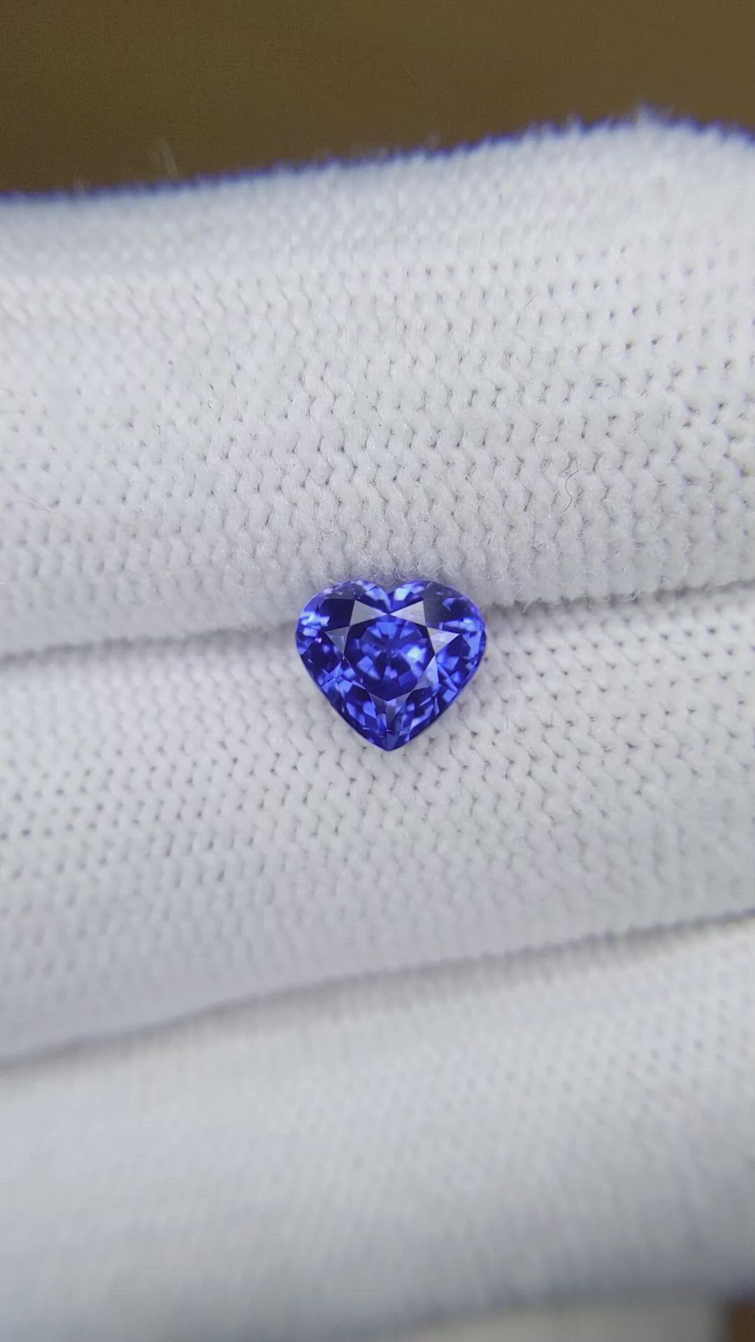 1.91 Ct. Blue Sapphire from Ceylon (Sri Lanka) Size Video