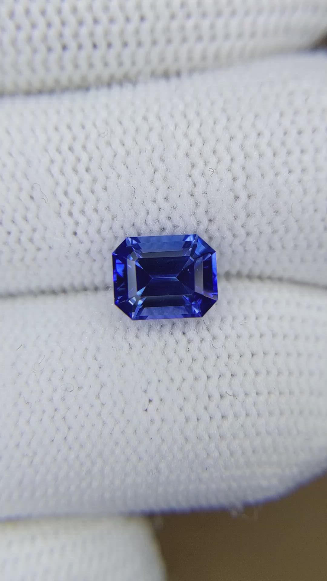 2.06 Ct. Blue Sapphire from Ceylon (Sri Lanka) Size Video
