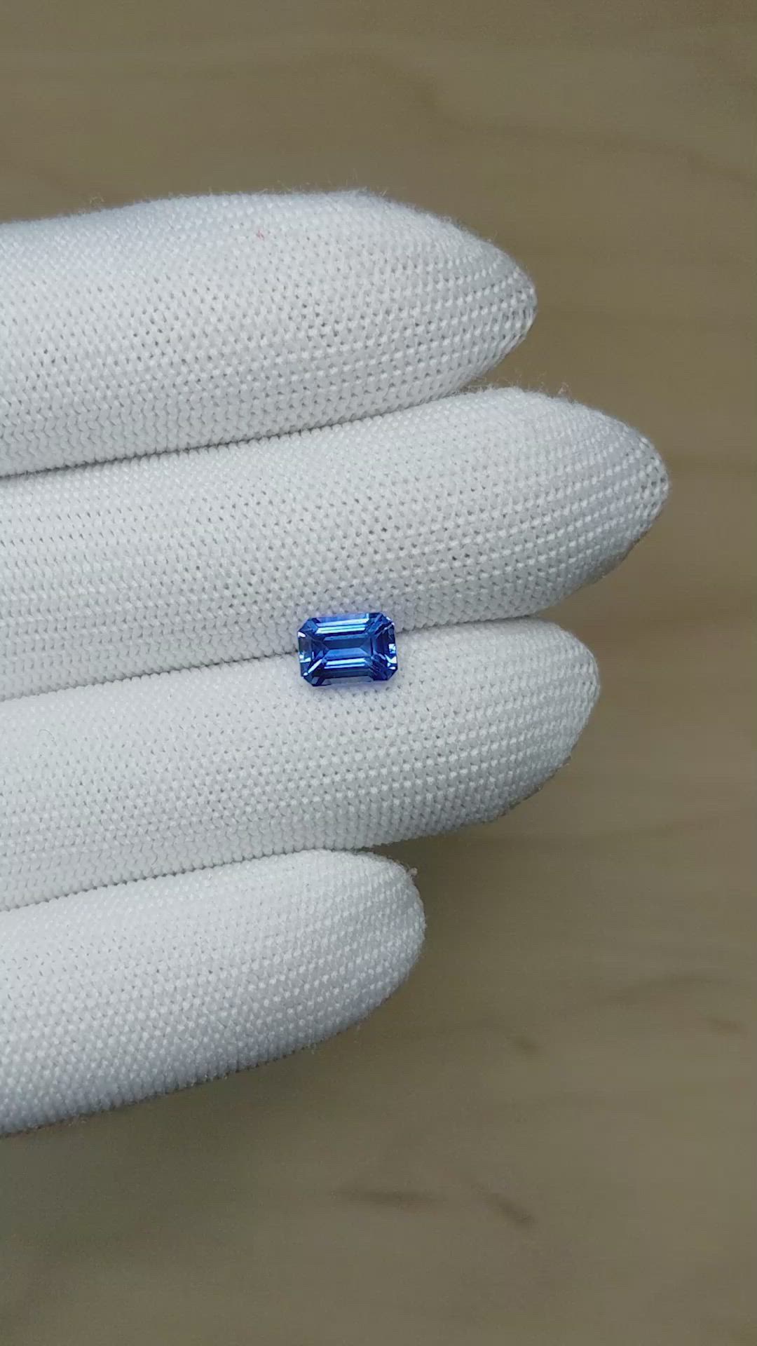 2.26 Ct. Blue Sapphire from Ceylon (Sri Lanka) Size Video