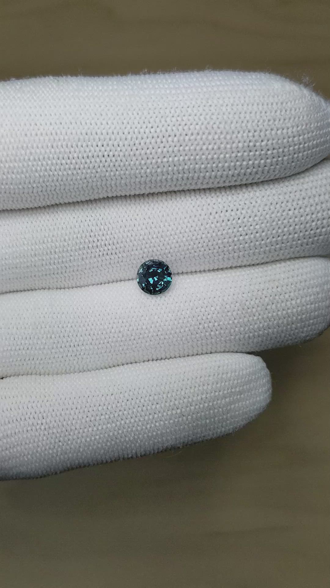 1.50 Ct. Greenish Blue Sapphire from Ceylon (Sri Lanka) Size Video