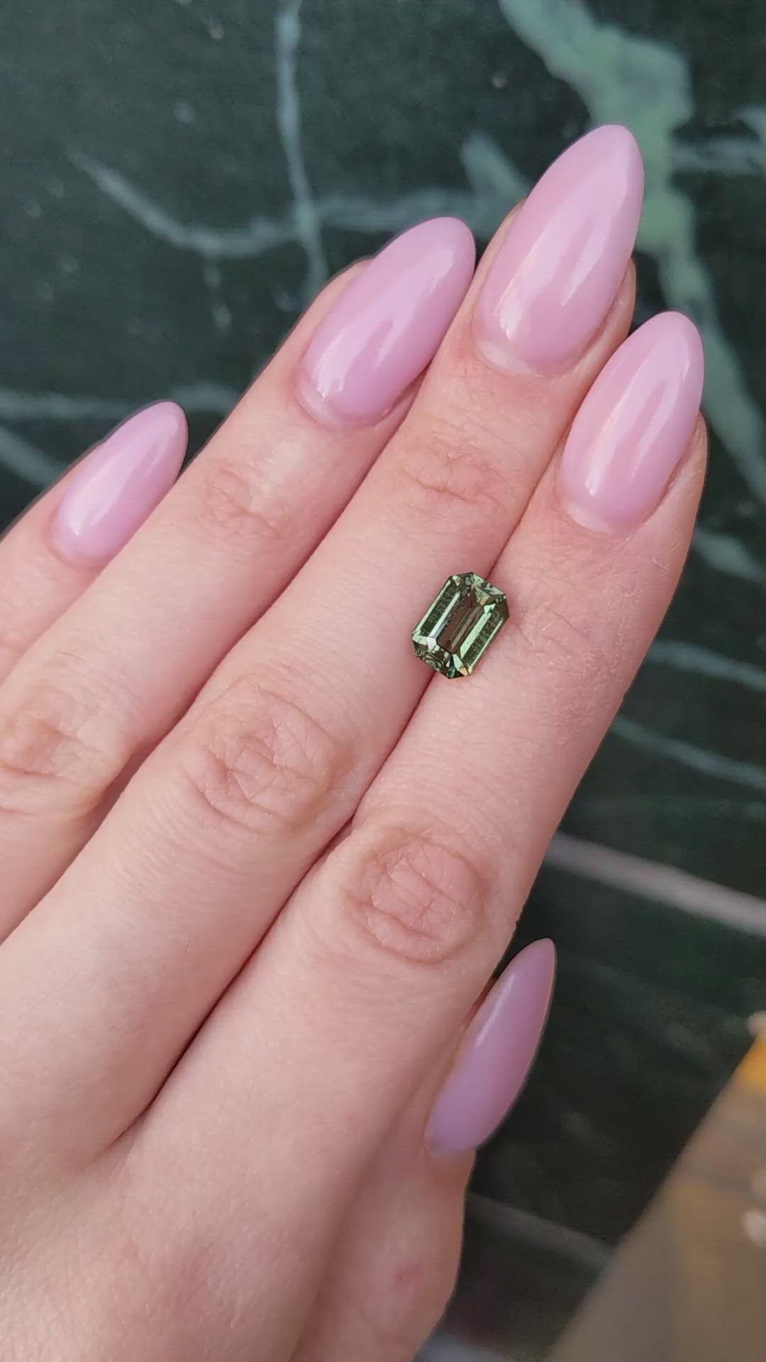 3.00 Ct. Yellowish Green Sapphire from Ceylon (Sri Lanka) Size Video