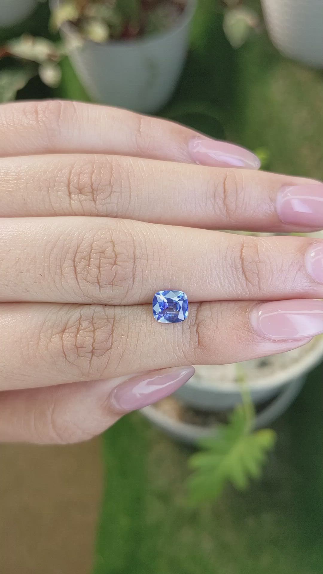 1.23 Ct. Blue Sapphire from Ceylon (Sri Lanka) Size Video