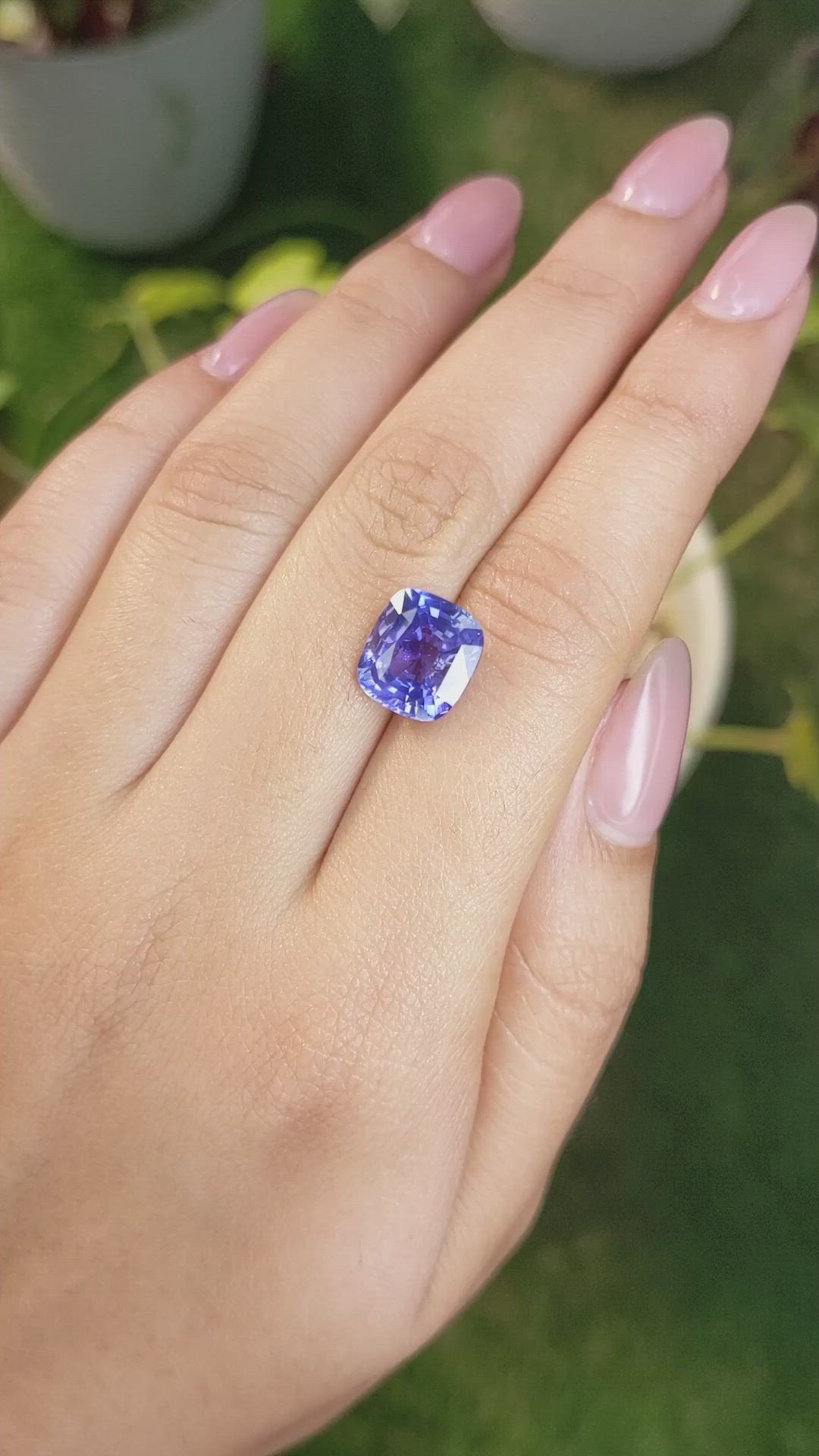 5.57 Ct. Violet Sapphire from Ceylon (Sri Lanka) Size Video
