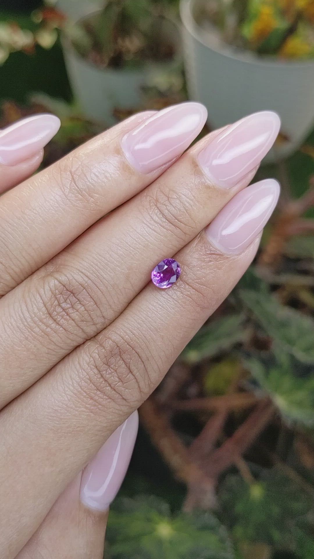 0.95 Ct. Pinkish Purple Sapphire from Ceylon (Sri Lanka) Size Video