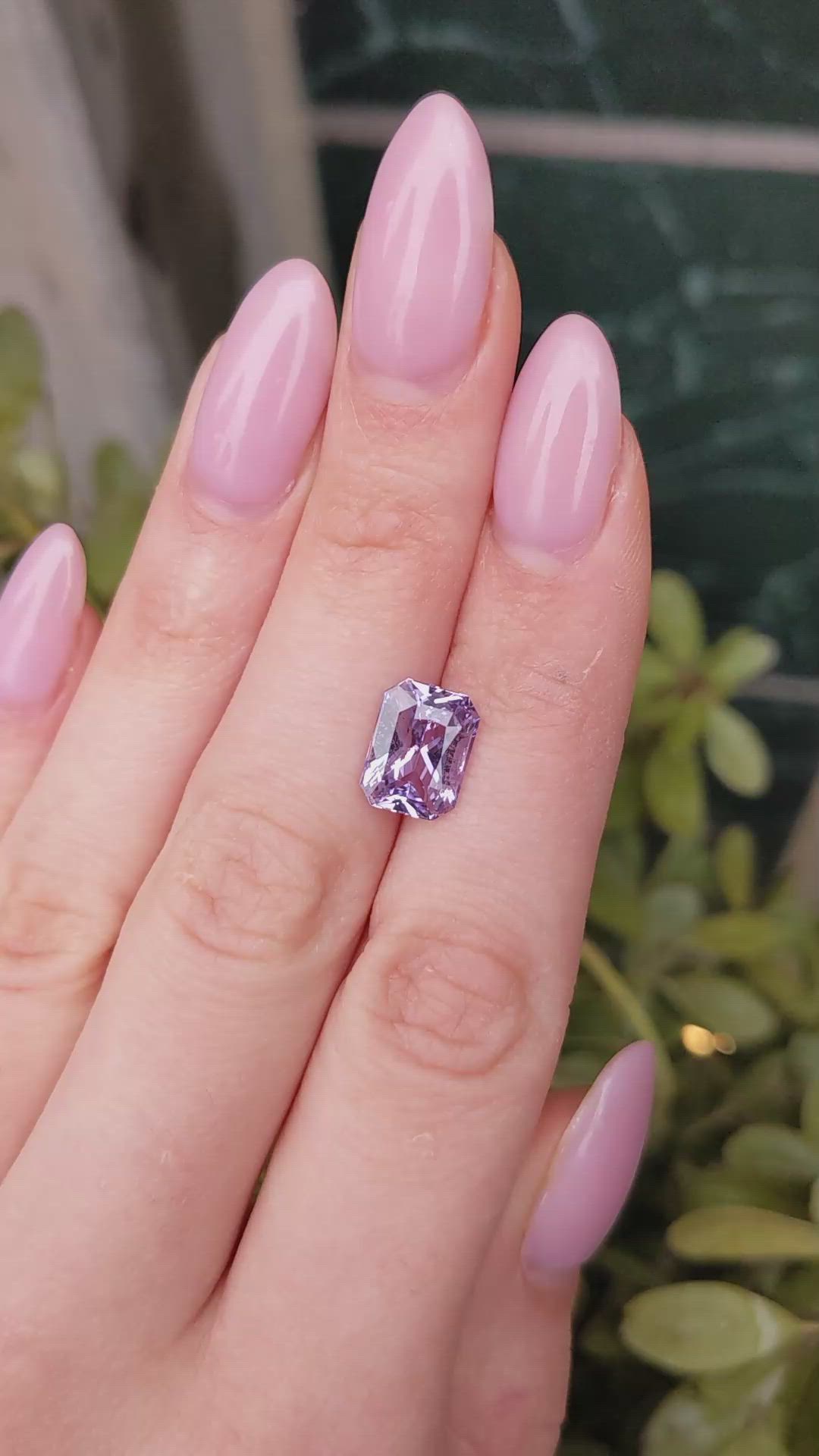 4.34 Ct. Purple Sapphire from Ceylon (Sri Lanka) Size Video