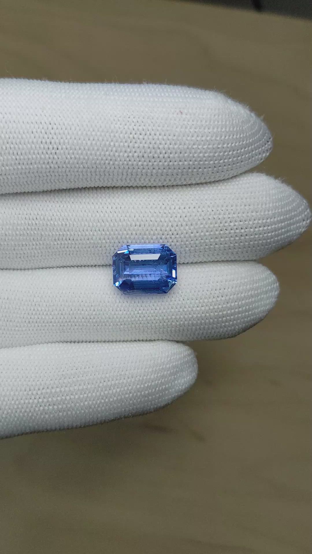 10.08 Ct. Blue Sapphire from Ceylon (Sri Lanka) Size Video