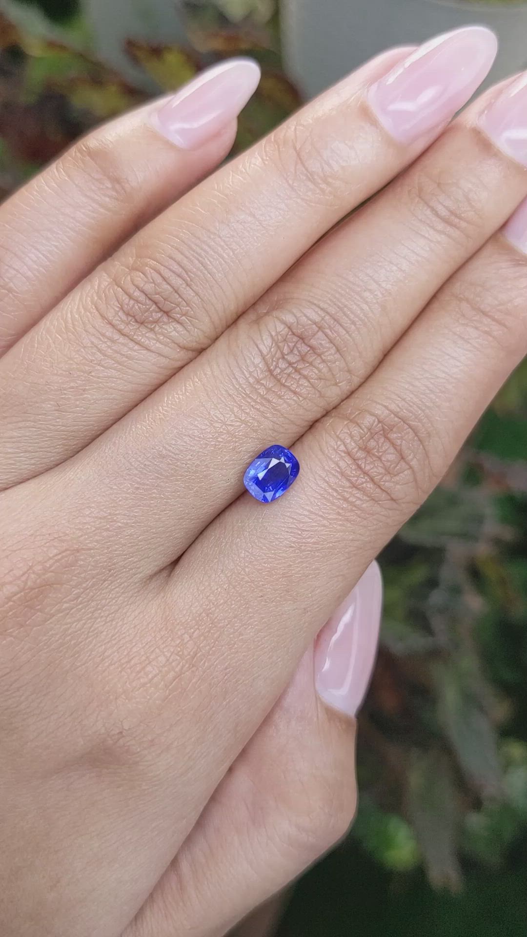 1.33 Ct. Blue Sapphire from Ceylon (Sri Lanka) Size Video