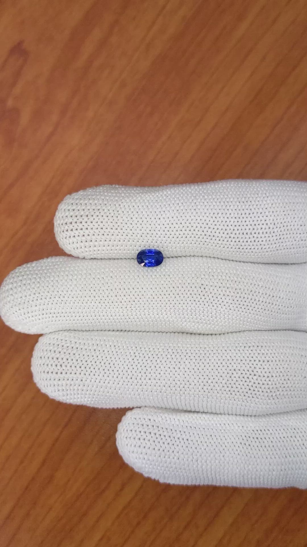 0.56 Ct. Blue Sapphire from Ceylon (Sri Lanka) Size Video