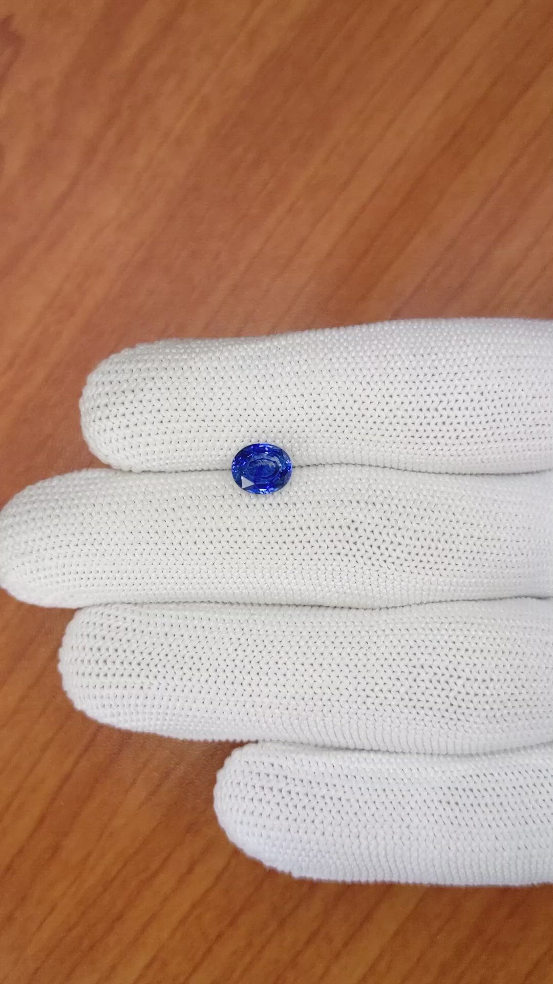 1.78 Ct. Blue Sapphire from Ceylon (Sri Lanka) Size Video