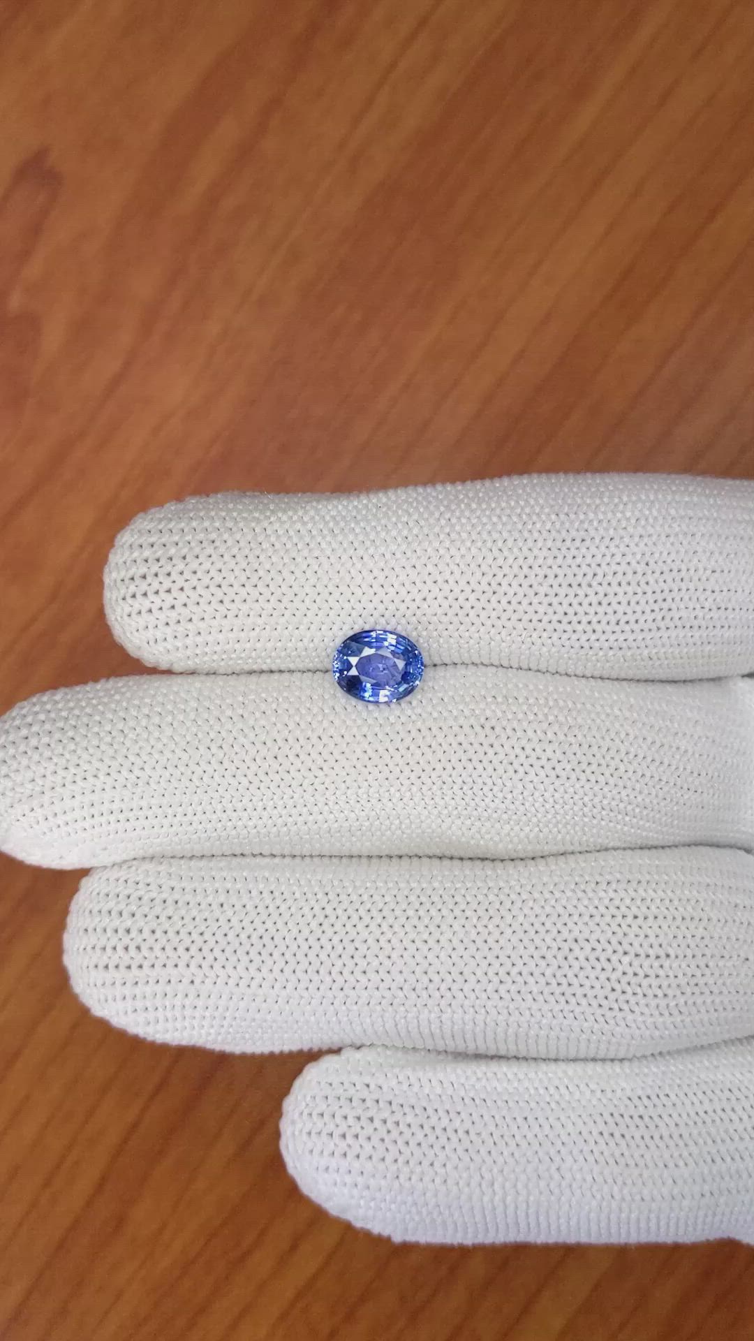 1.76 Ct. Blue Sapphire from Ceylon (Sri Lanka) Size Video