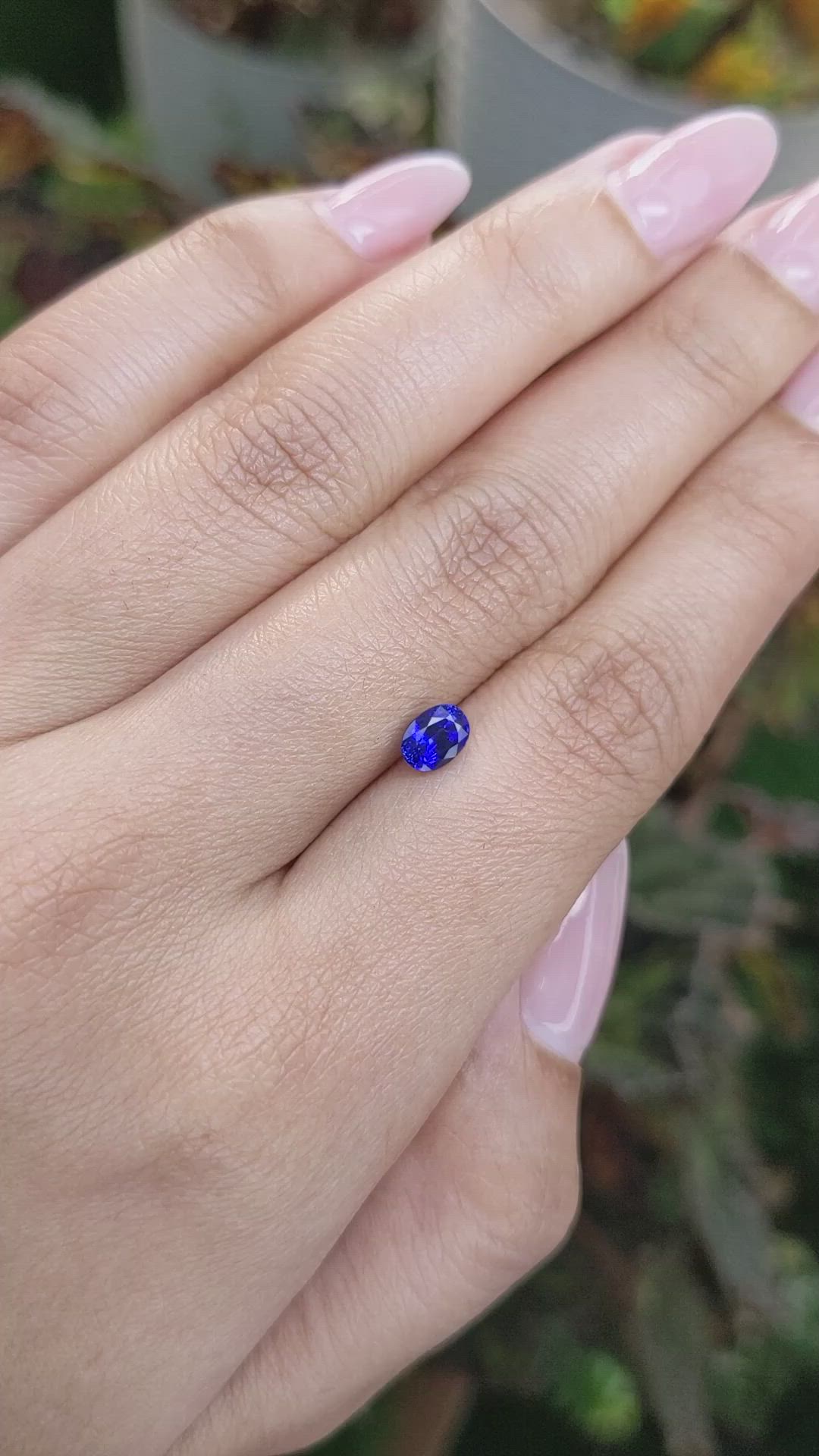 0.79 Ct. Blue Sapphire from Ceylon (Sri Lanka) Size Video