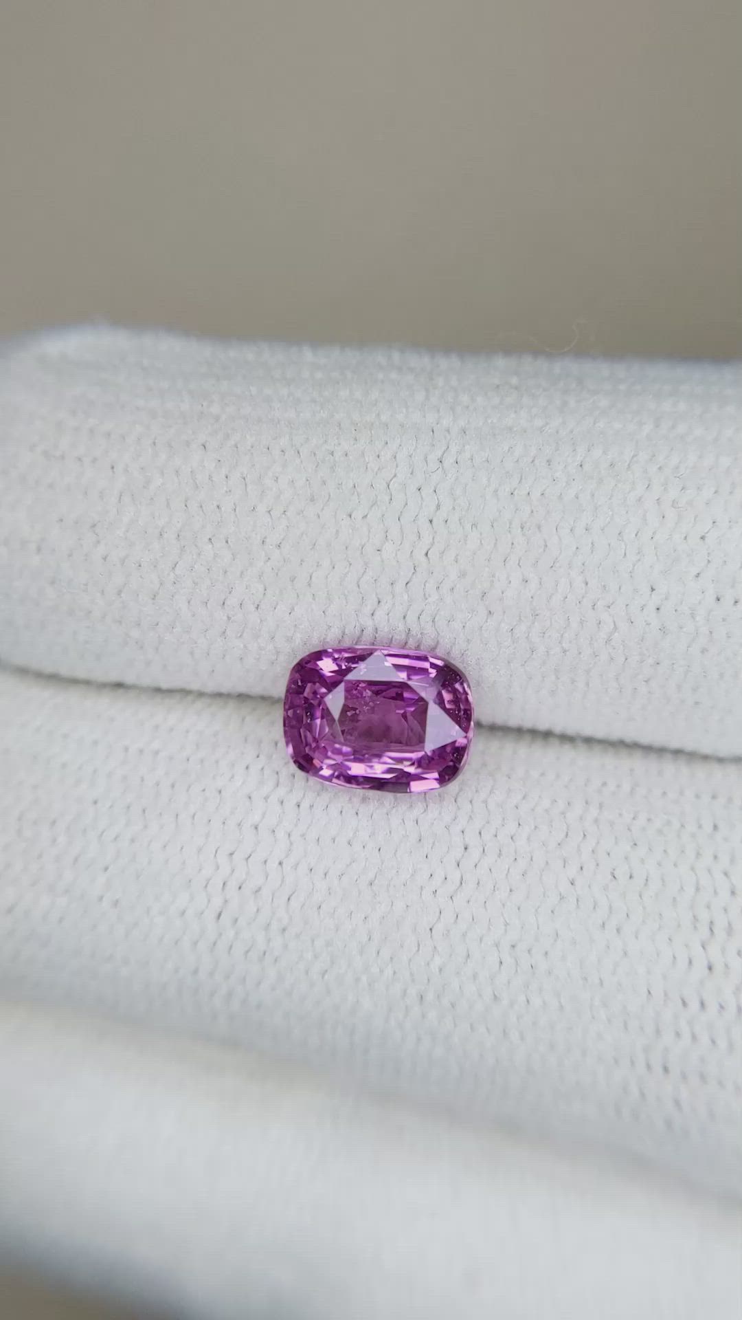 1.57 Ct. Pinkish Purple Sapphire from Ceylon (Sri Lanka) Size Video