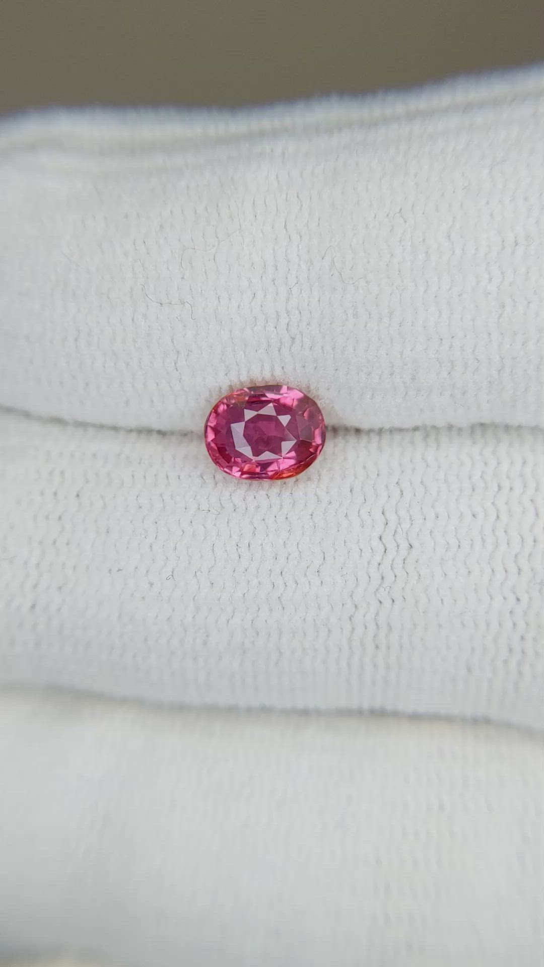 1.12 Ct. Reddish Pink Sapphire from Ceylon (Sri Lanka) Size Video