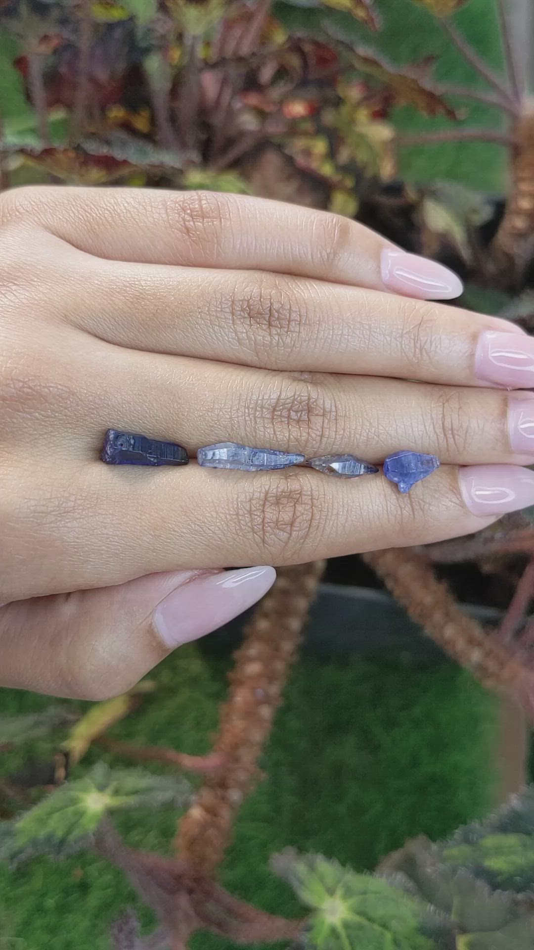9.52 Ct. Blue Sapphire Crystal from Ceylon (Sri Lanka) Size Video