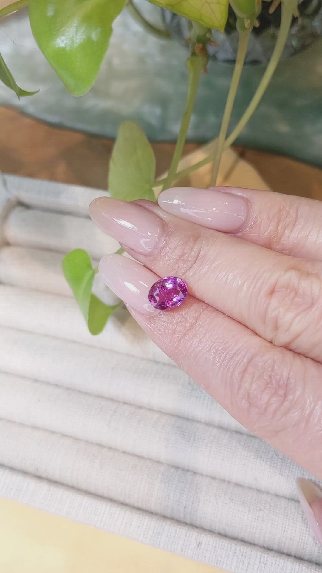 2.50 Ct. Purplish Pink Sapphire from Ceylon (Sri Lanka) Size Video