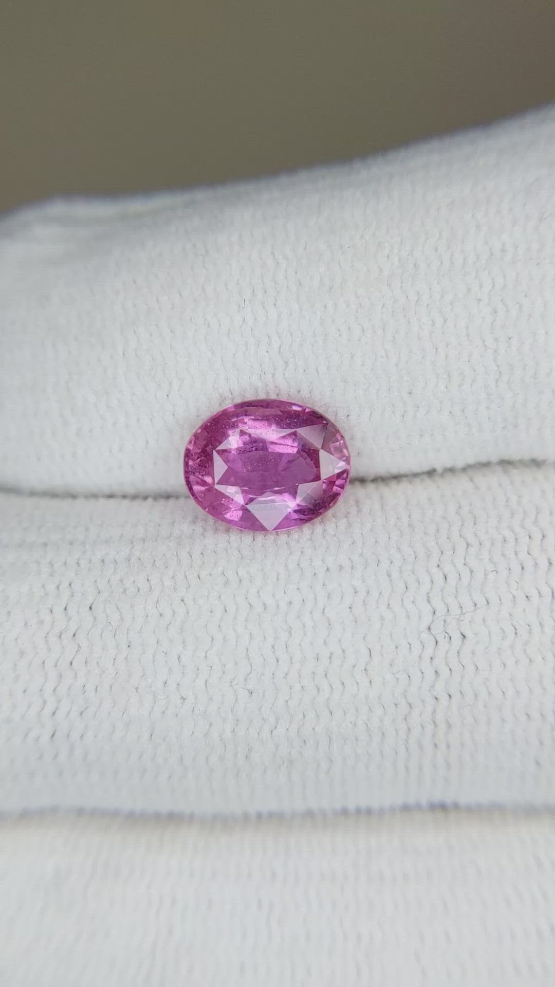 2.50 Ct. Purplish Pink Sapphire from Ceylon (Sri Lanka) Size Video
