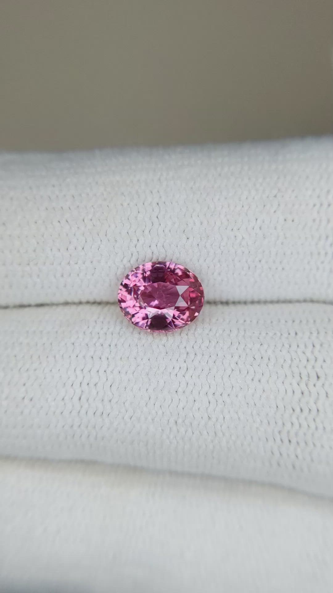 1.59 Ct. Reddish Pink Sapphire from Ceylon (Sri Lanka) Size Video