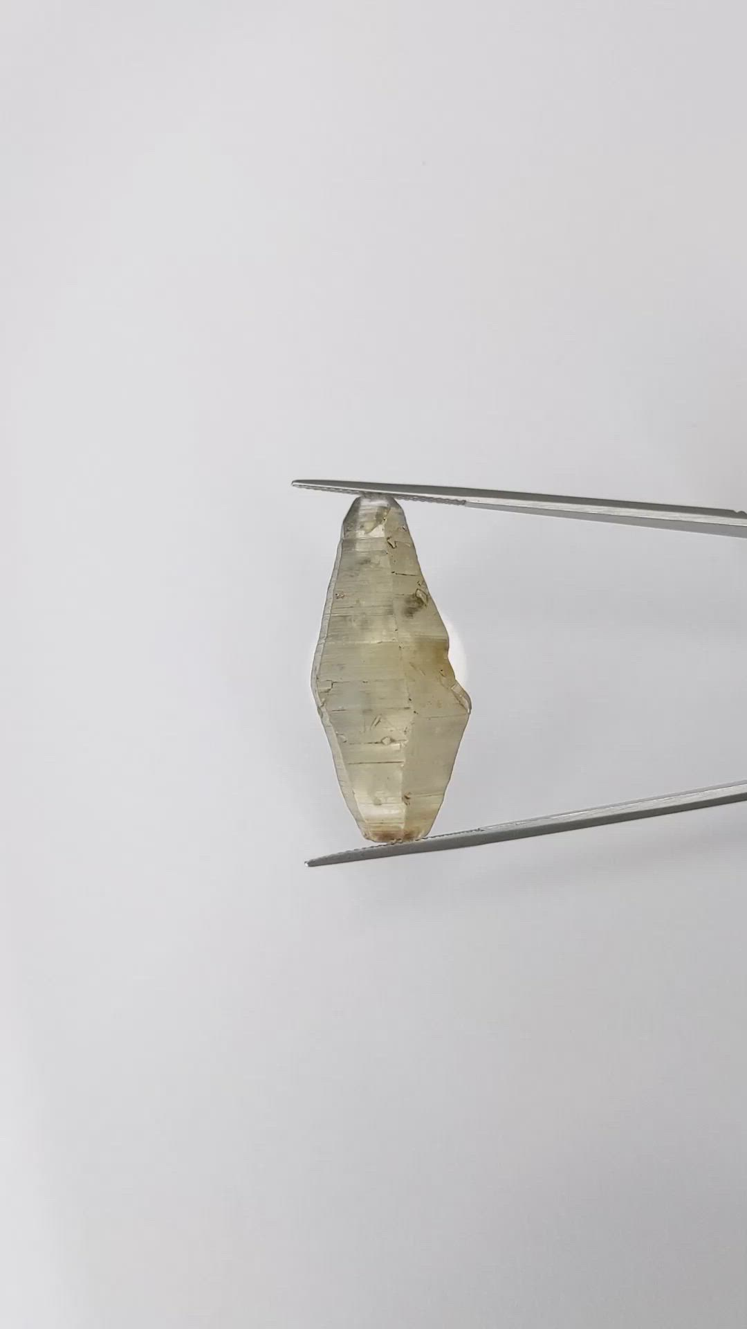 53.64 Ct. Yellow Sapphire Crystal from Ceylon (Sri Lanka) Size Video