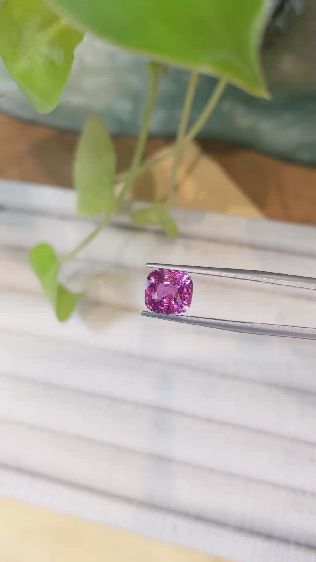 3.50 Ct. Purplish Pink Sapphire from Ceylon (Sri Lanka) Size Video