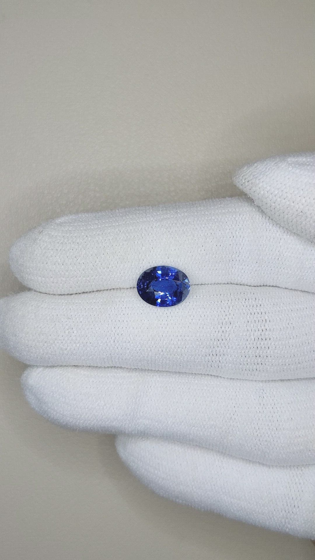 2.55 Ct. Blue Sapphire from Ceylon (Sri Lanka) Size Video