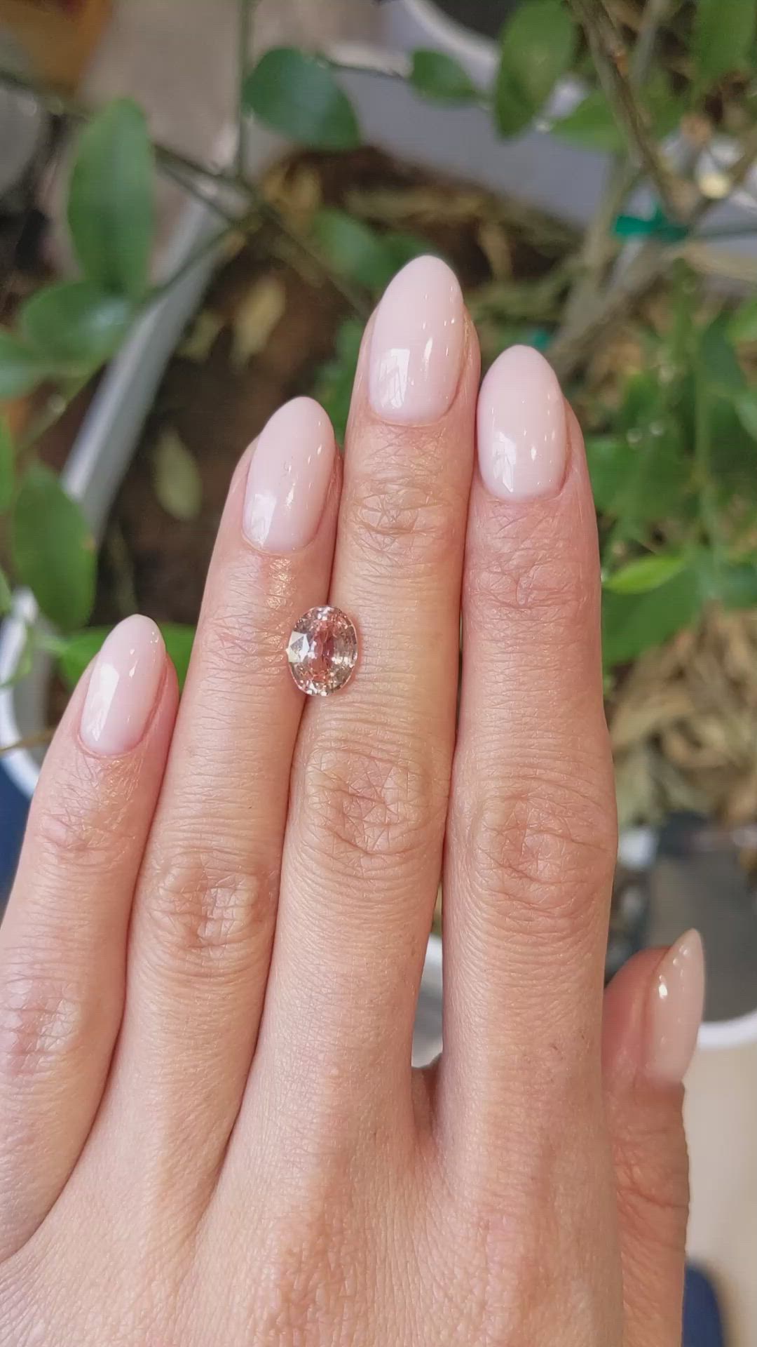 2.25 Ct. Padparadscha Sapphire from Ceylon (Sri Lanka) Size Video