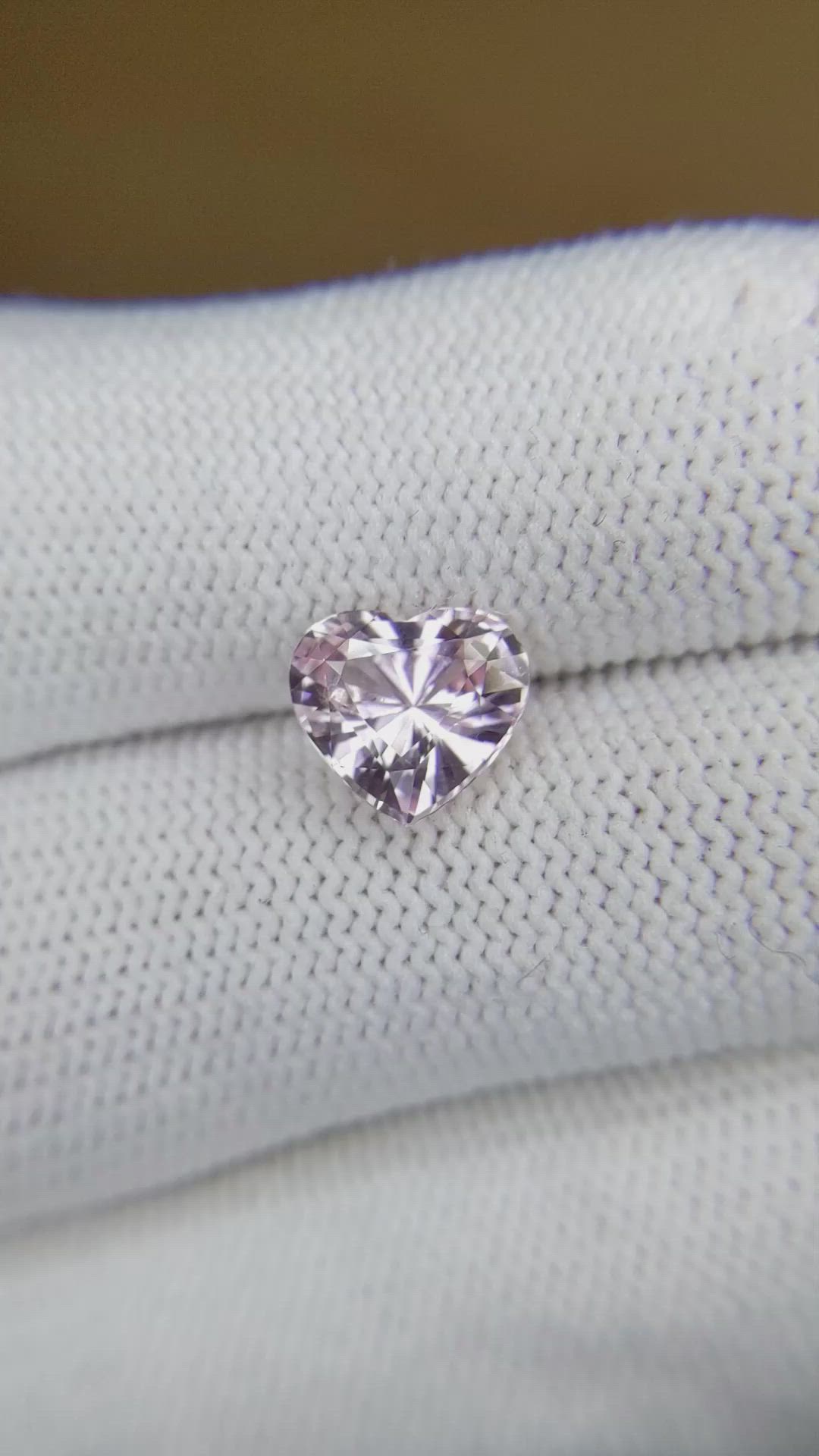 2.52 Ct. Pink Sapphire from Ceylon (Sri Lanka) Size Video