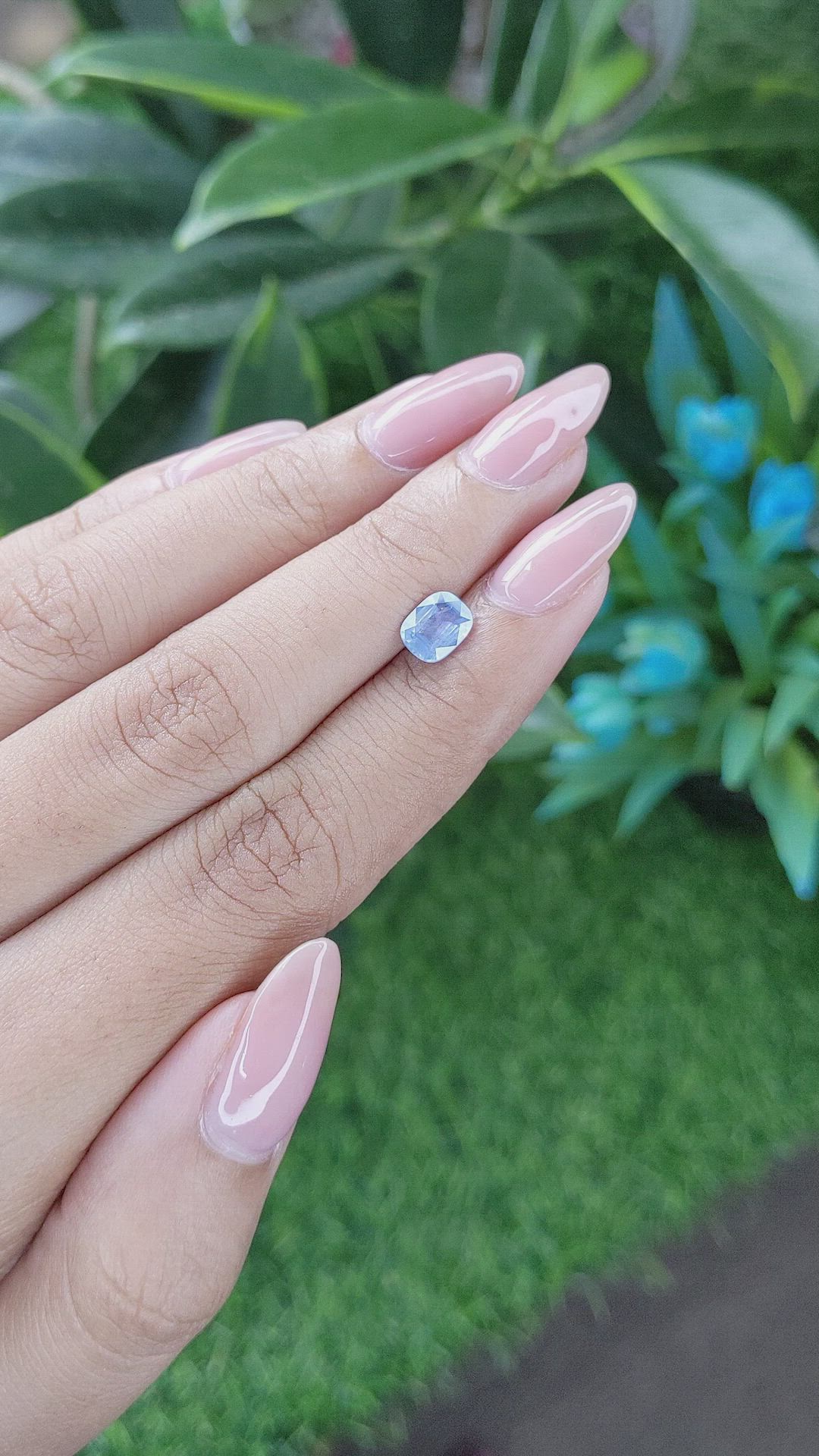1.05 Ct. Blue Sapphire from Ceylon (Sri Lanka) Size Video