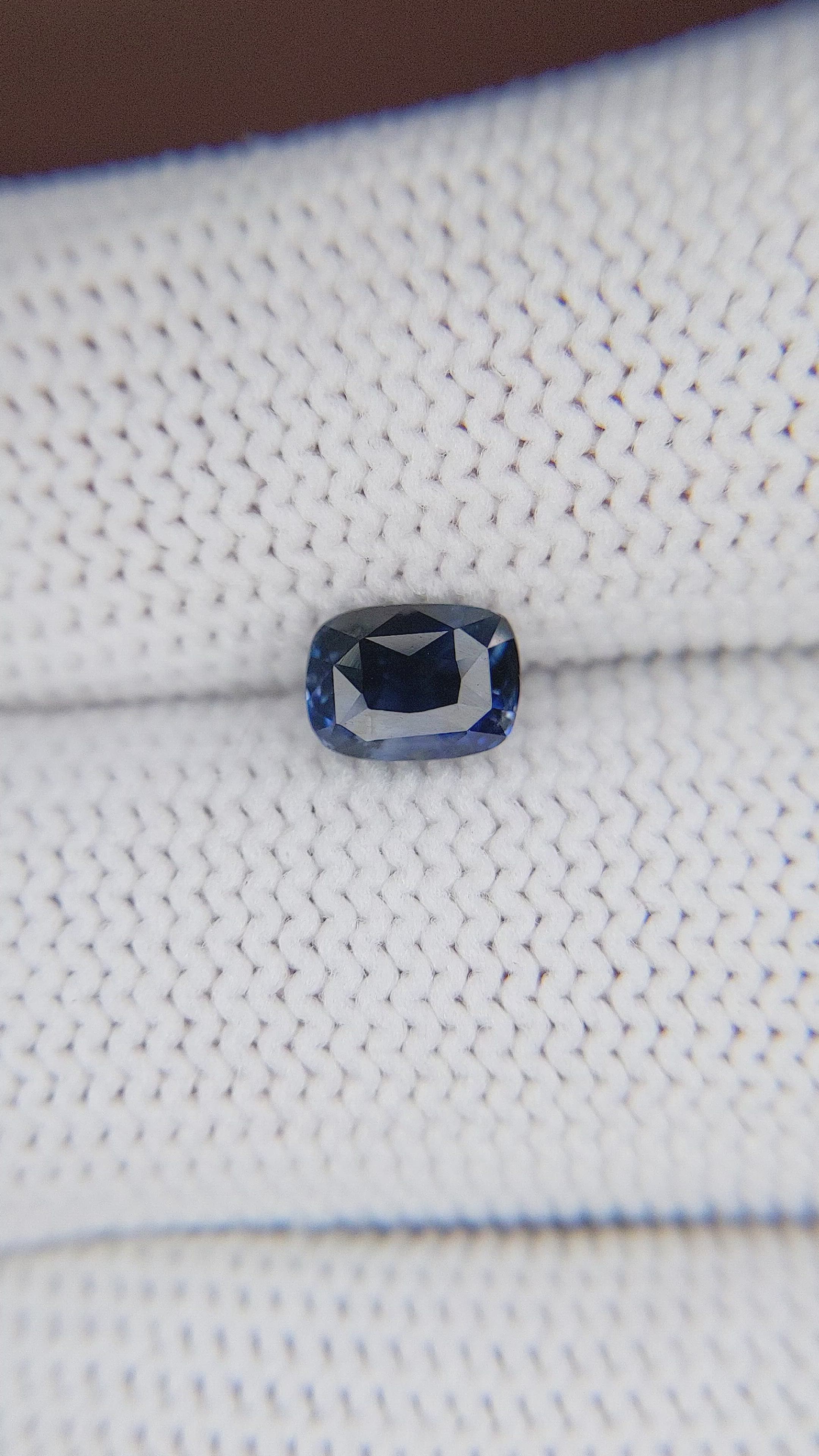 1.16 Ct. Blue Sapphire from Ceylon (Sri Lanka) Size Video