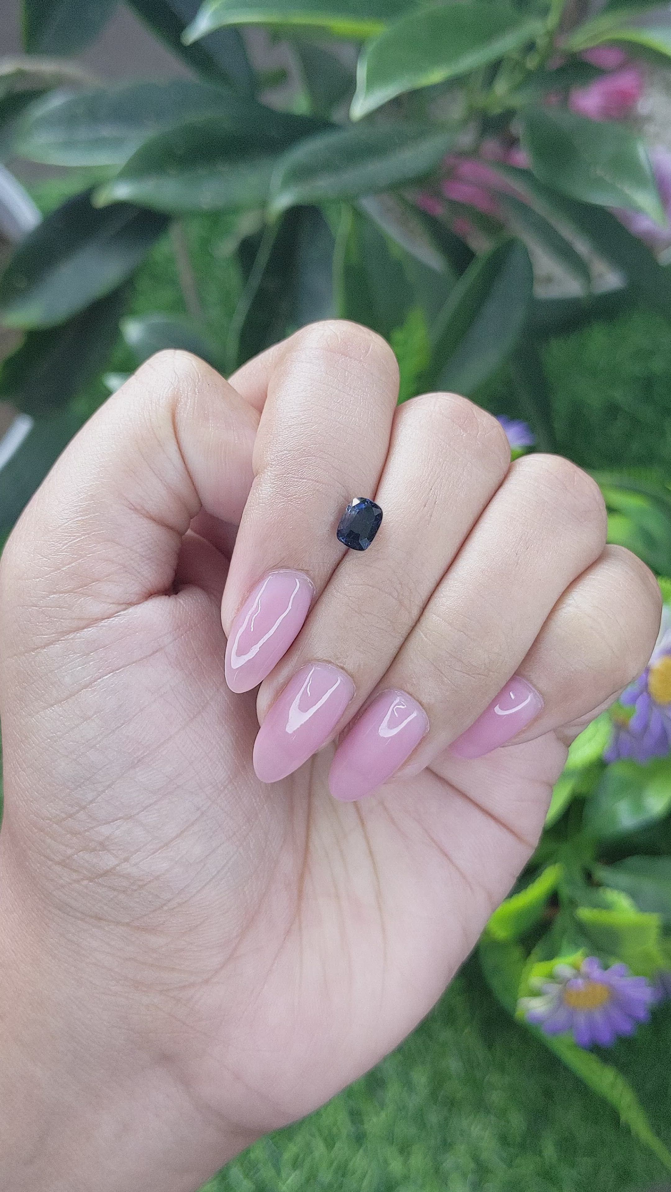 1.16 Ct. Blue Sapphire from Ceylon (Sri Lanka) Size Video