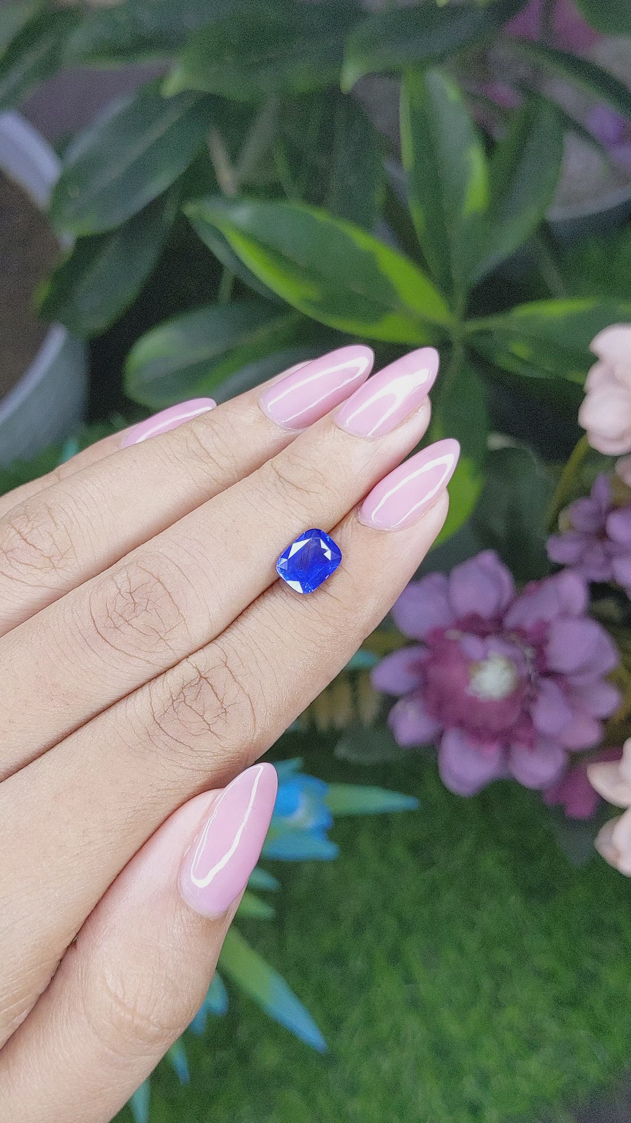 2.00 Ct. Blue Sapphire from Ceylon (Sri Lanka) Size Video