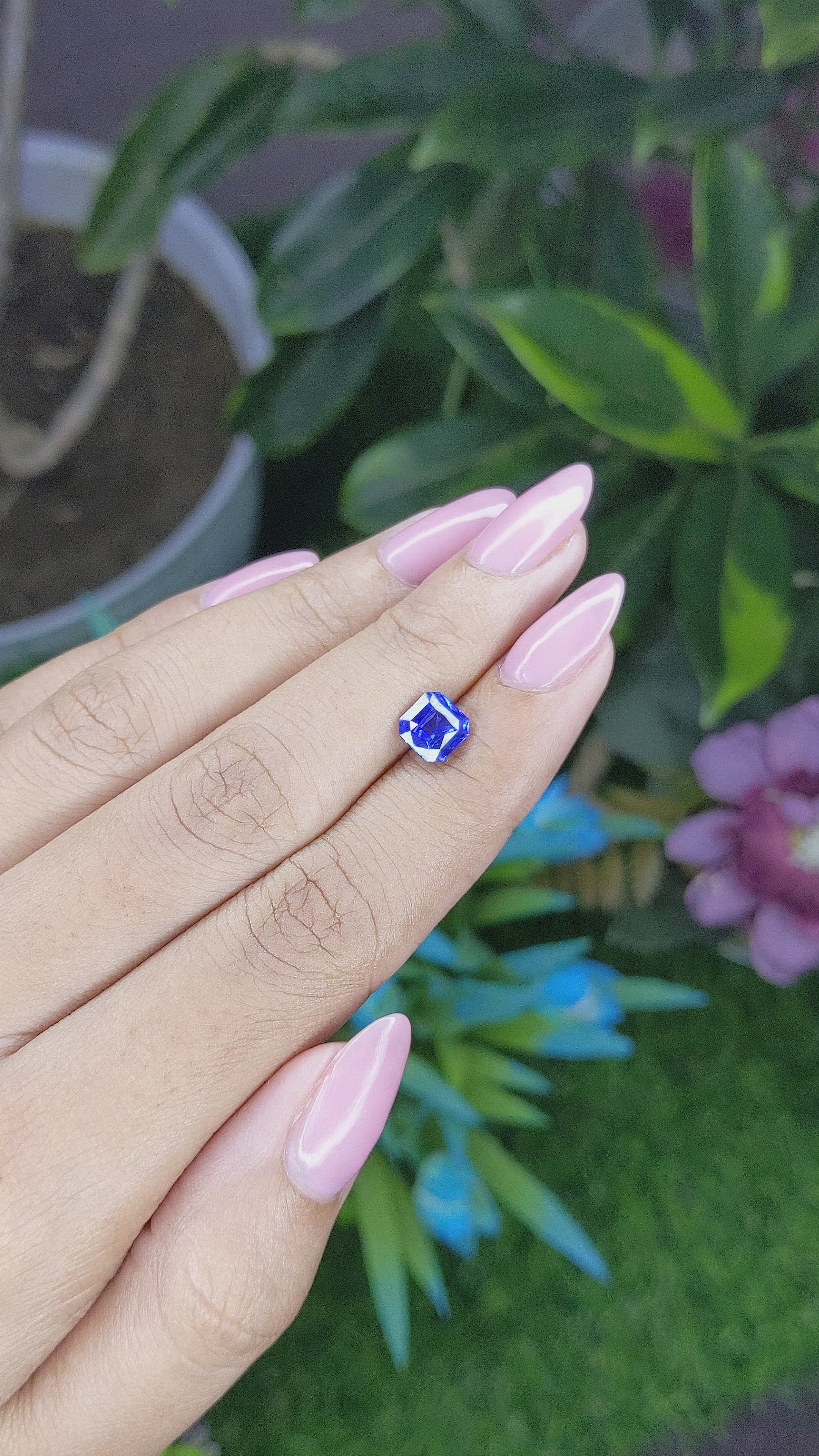 1.57 Ct. Blue Sapphire from Ceylon (Sri Lanka) Size Video