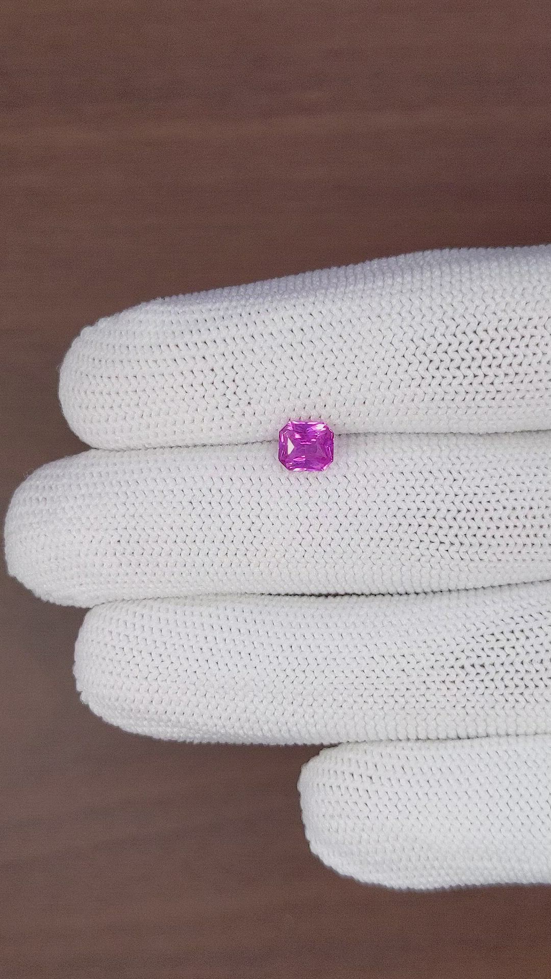 1.06 Ct. Purplish Pink Sapphire from Ceylon (Sri Lanka) Size Video