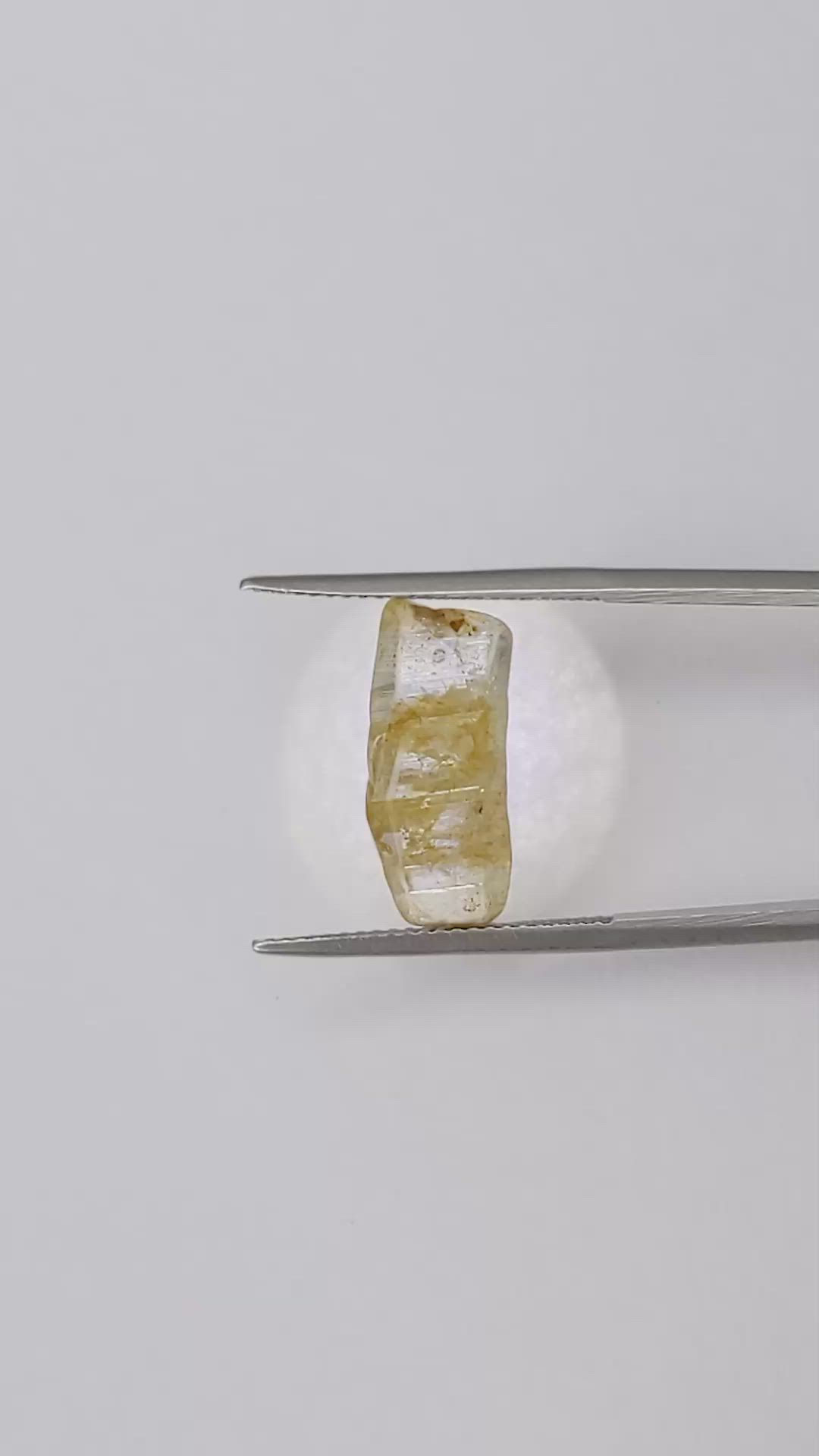 7.88 Ct. Yellow Sapphire Crystal from Ceylon (Sri Lanka) Size Video